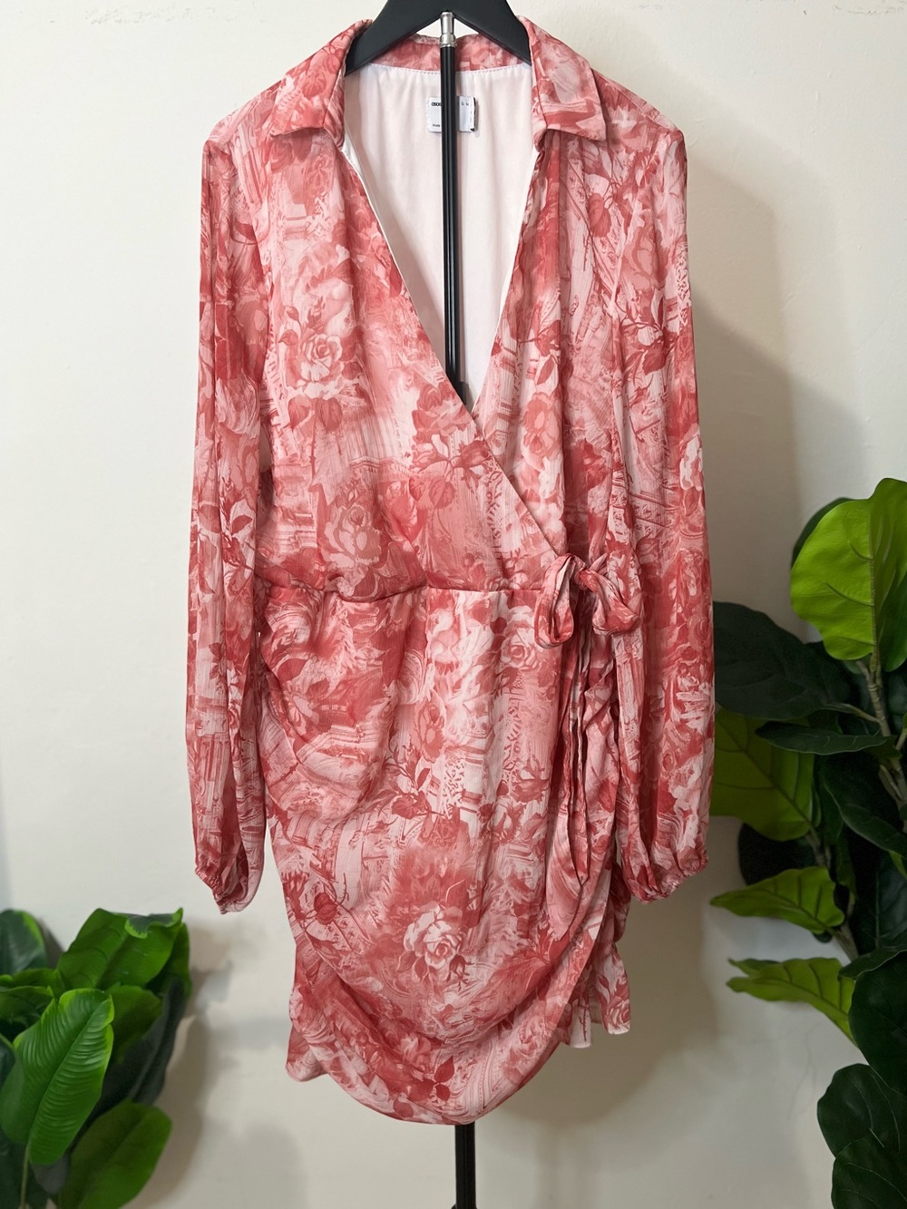 ASOS DESIGN Curve Pink Floral Wrap Mini Dress Size 16 Long Sleeve